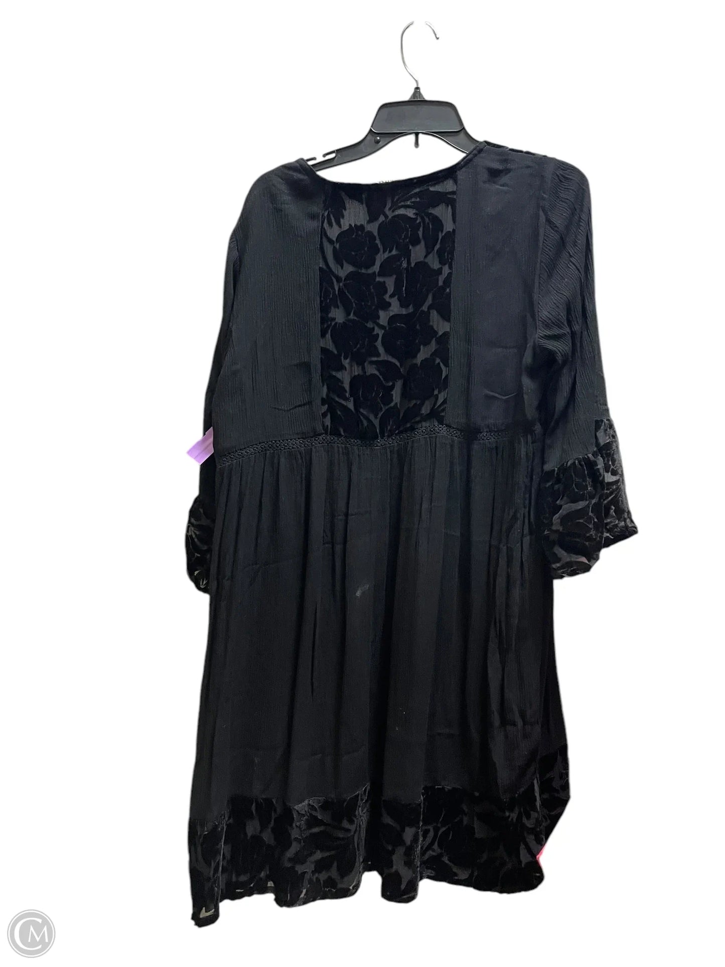 Dress Casual Short By Knox Rose In Black, Size: L