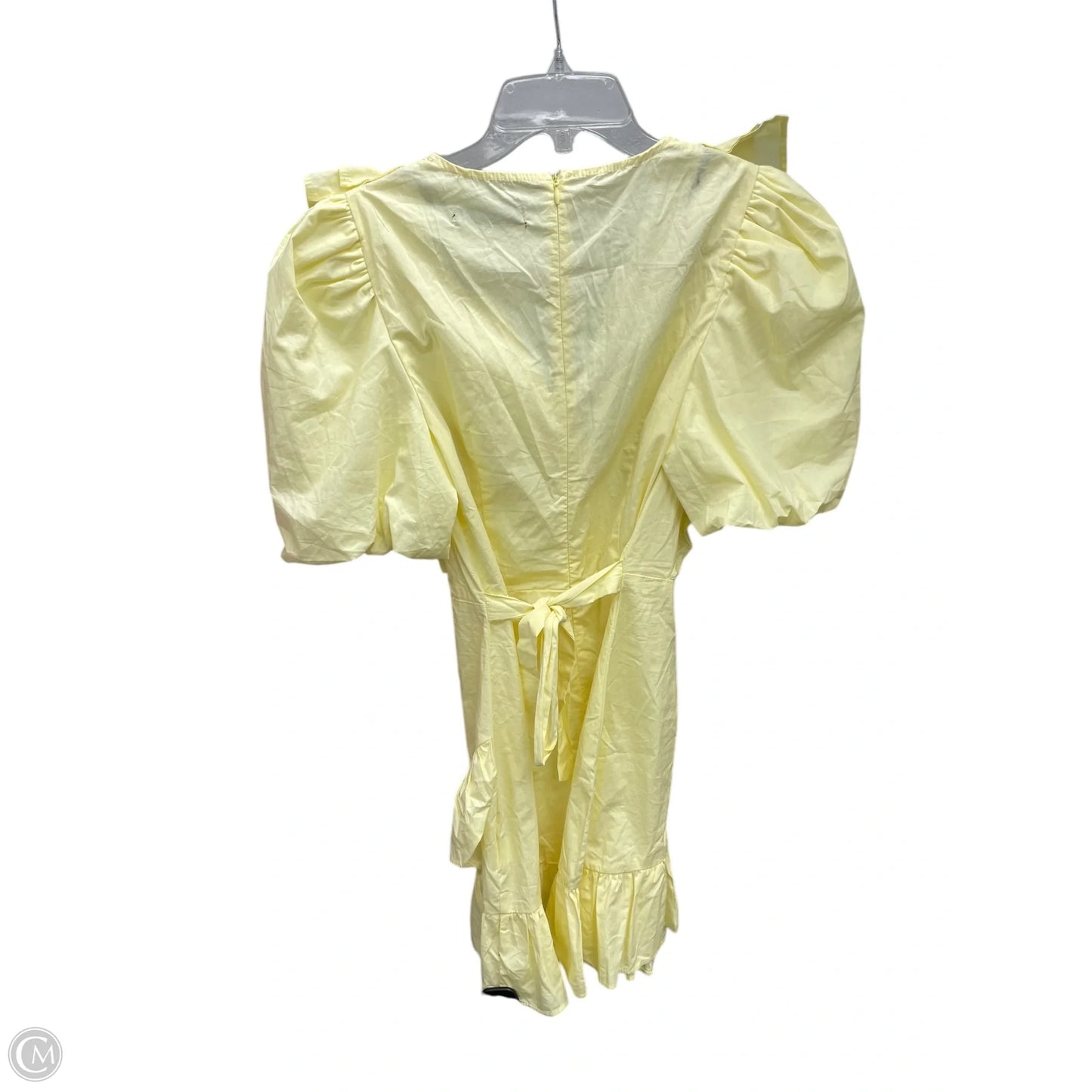 Dress Casual Short By Missguided In Yellow, Size: M