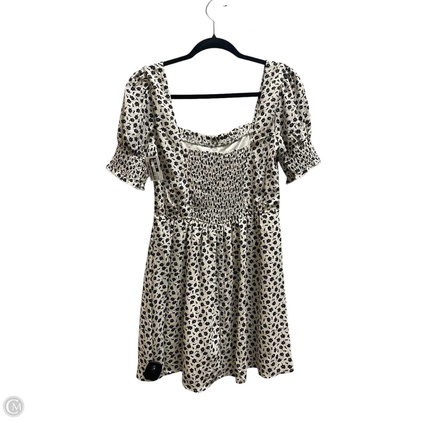 Dress Casual Short By Trixxi In Floral Print, Size: S