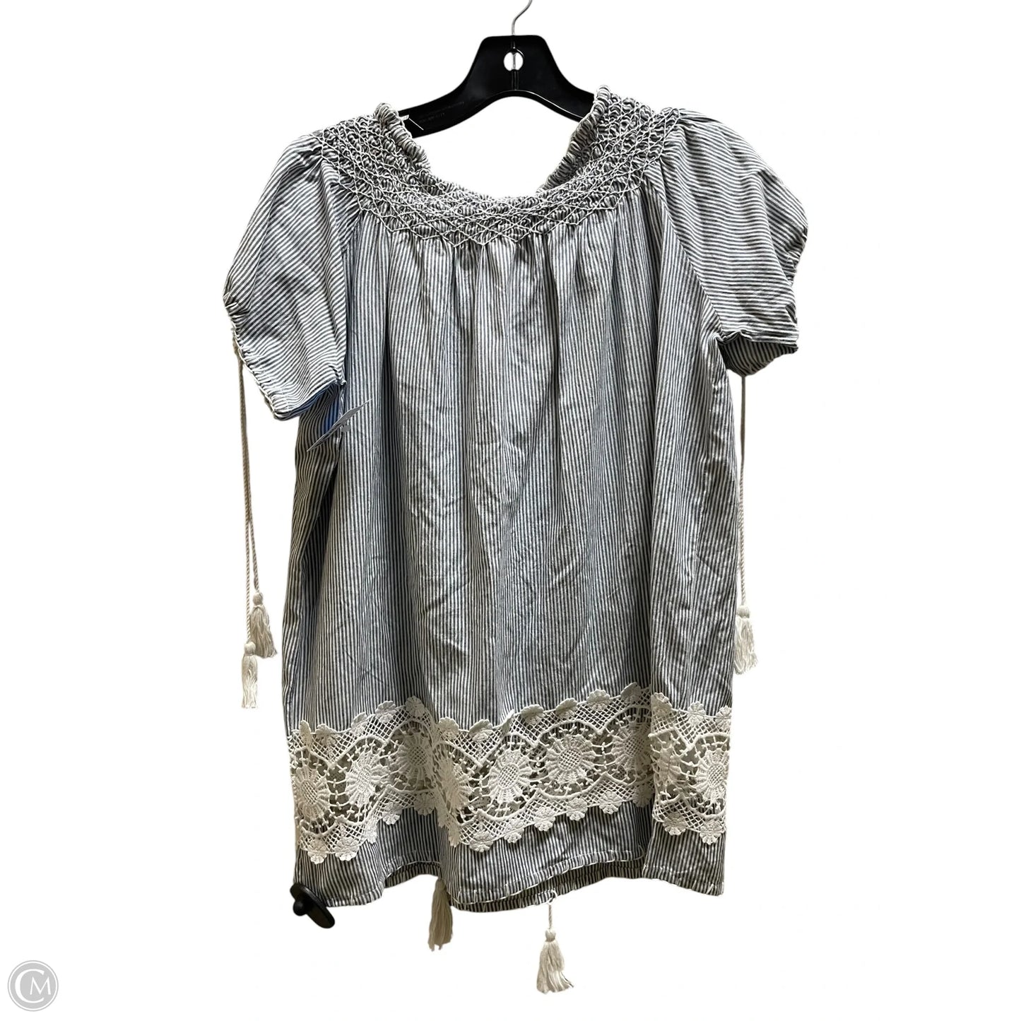 Top Short Sleeve By Clothes Mentor In Striped Pattern, Size: S