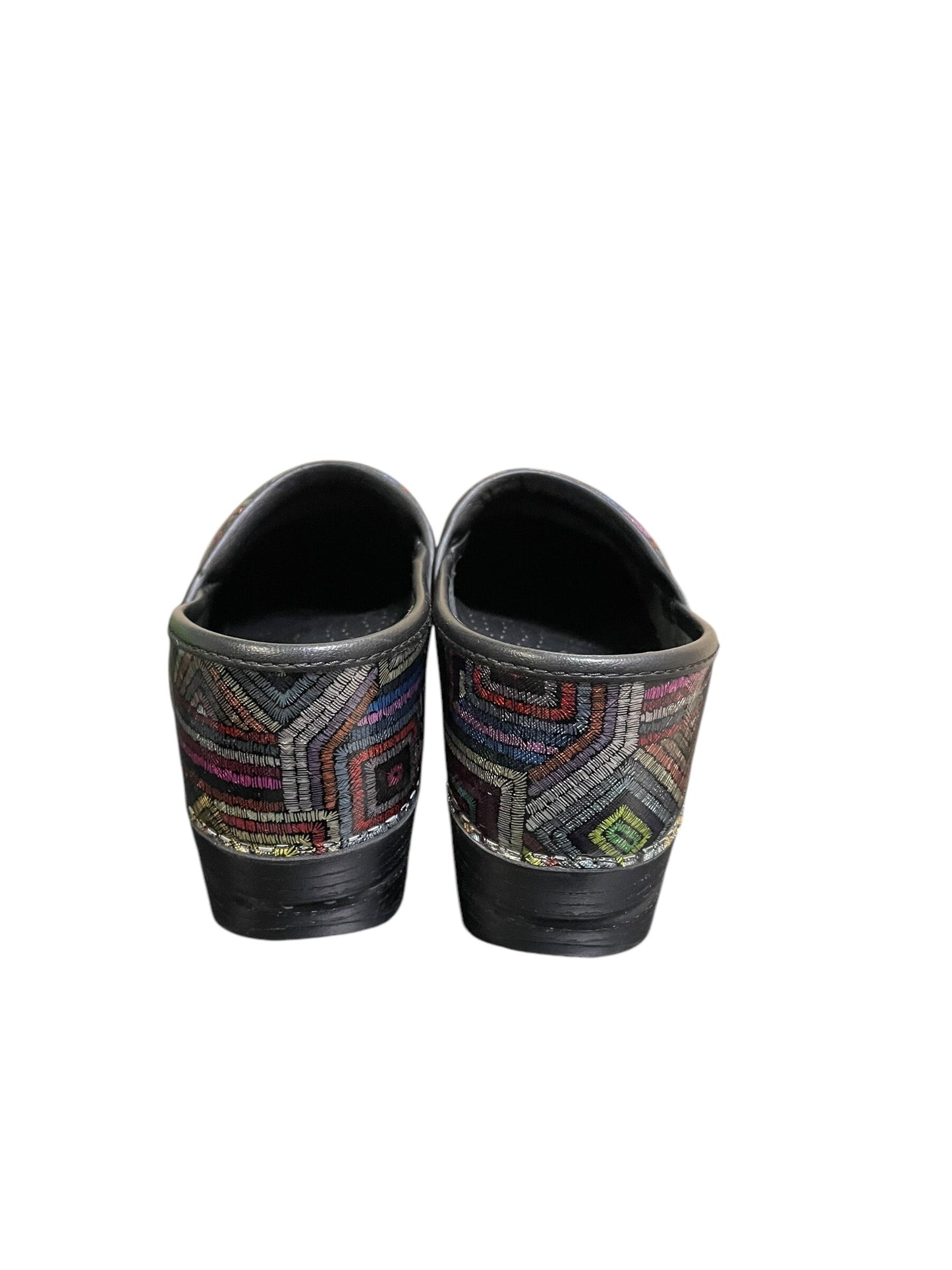 Shoes Flats By Dansko Size: 8.5
