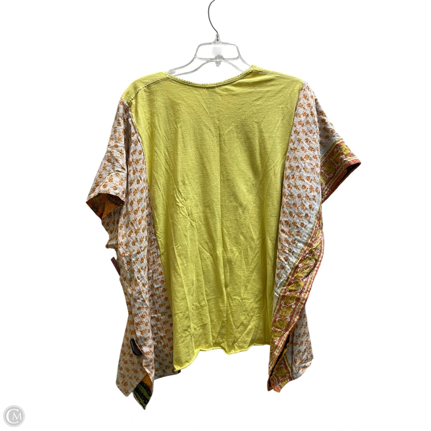 Top Sleeveless By Gildan In Yellow, Size: L