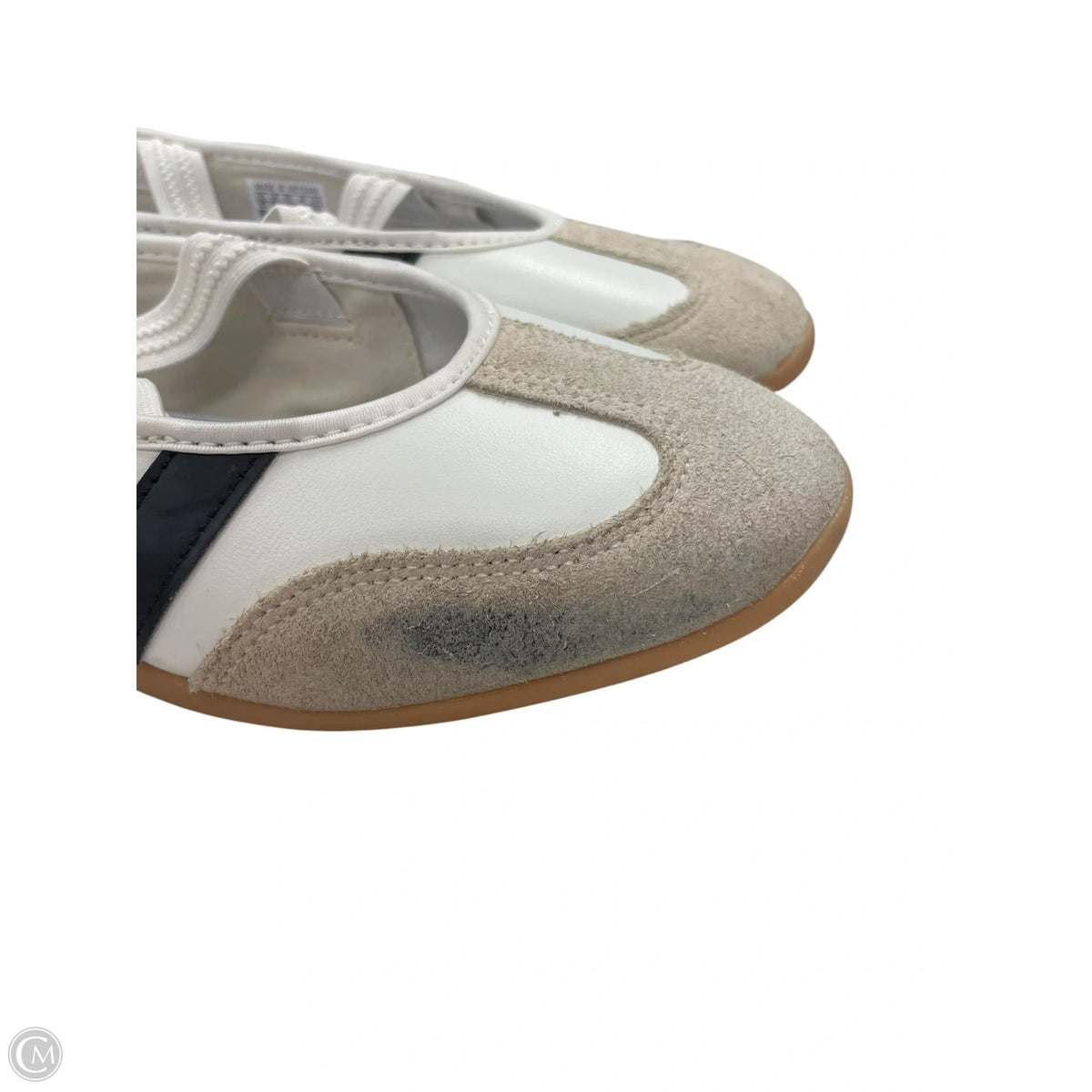 Shoes Flats By Adidas In White, Size: 10