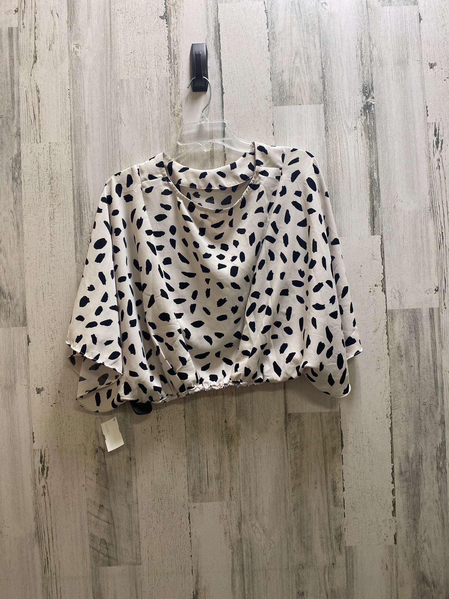 Top Short Sleeve By Umgee Size: M