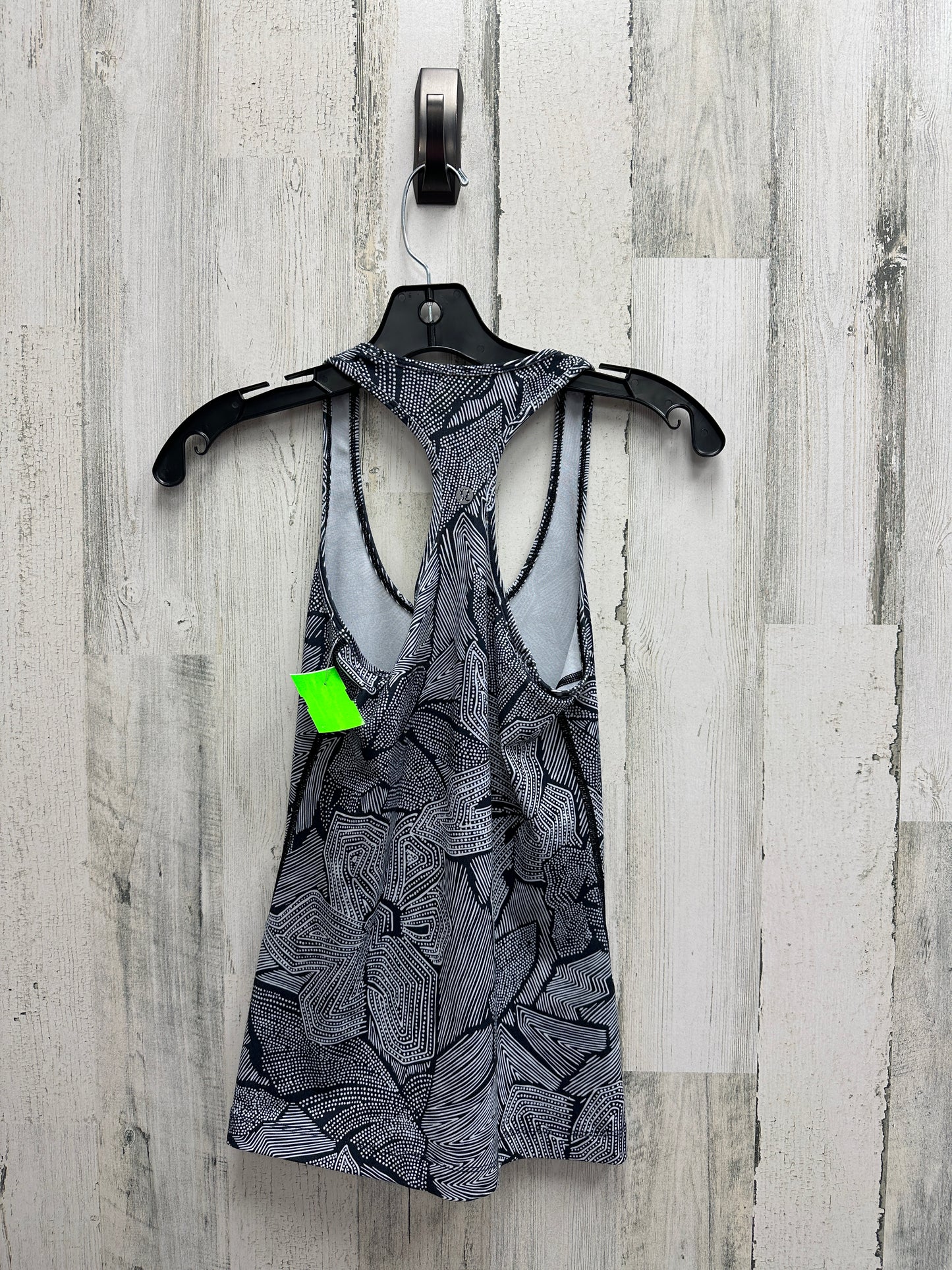 Athletic Tank Top By Lululemon Size: 4