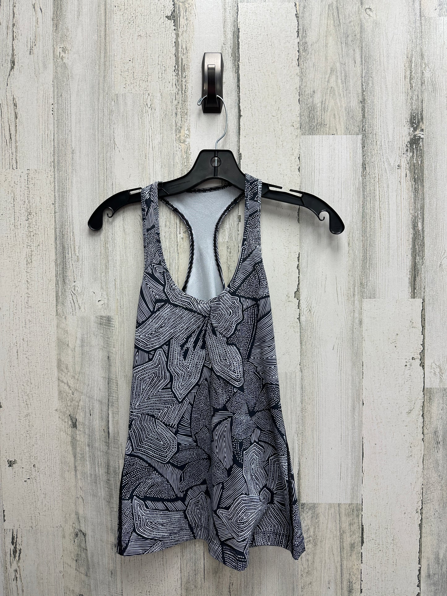 Athletic Tank Top By Lululemon Size: 4