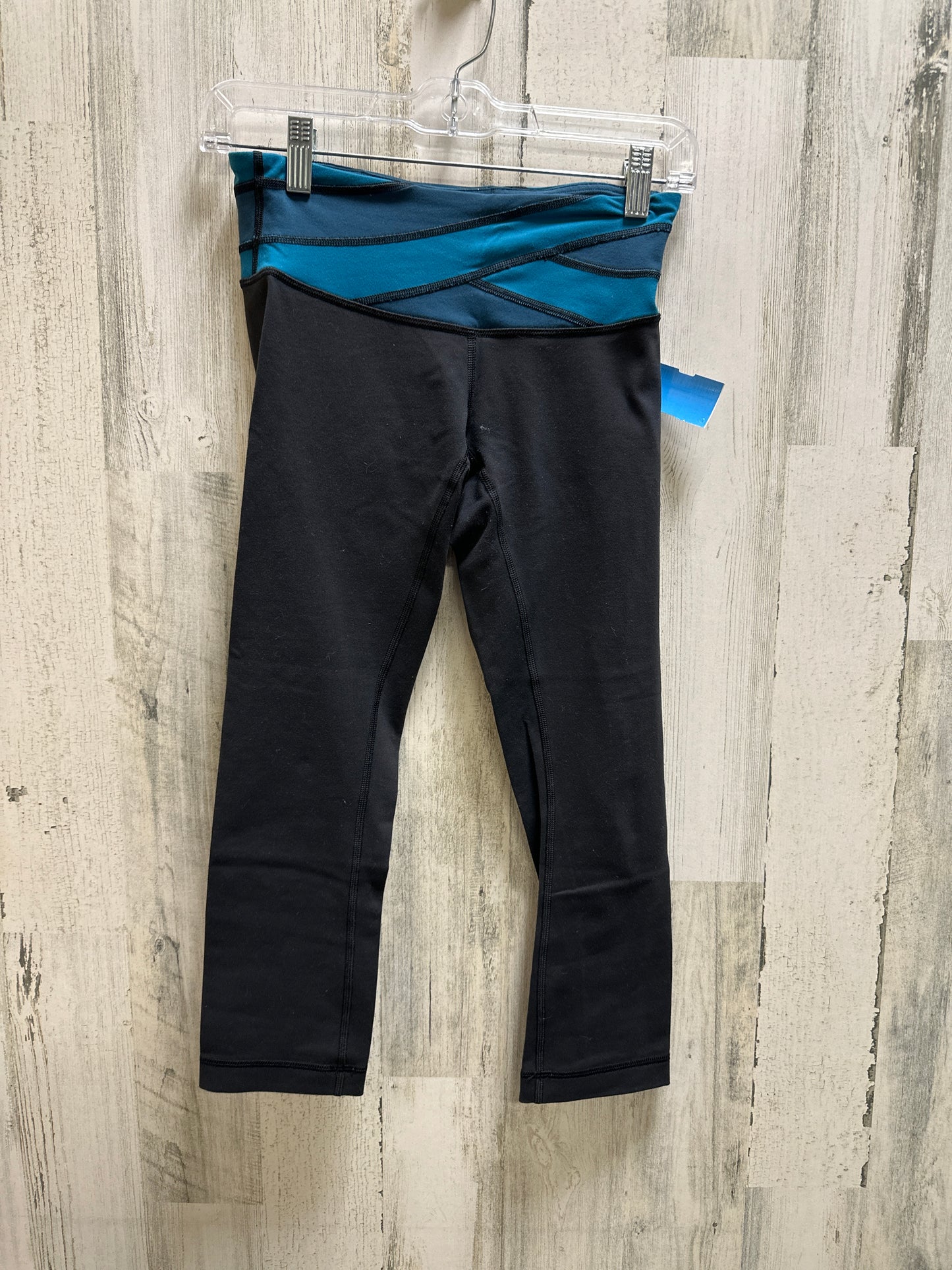 Athletic Leggings By Lululemon Size: 4