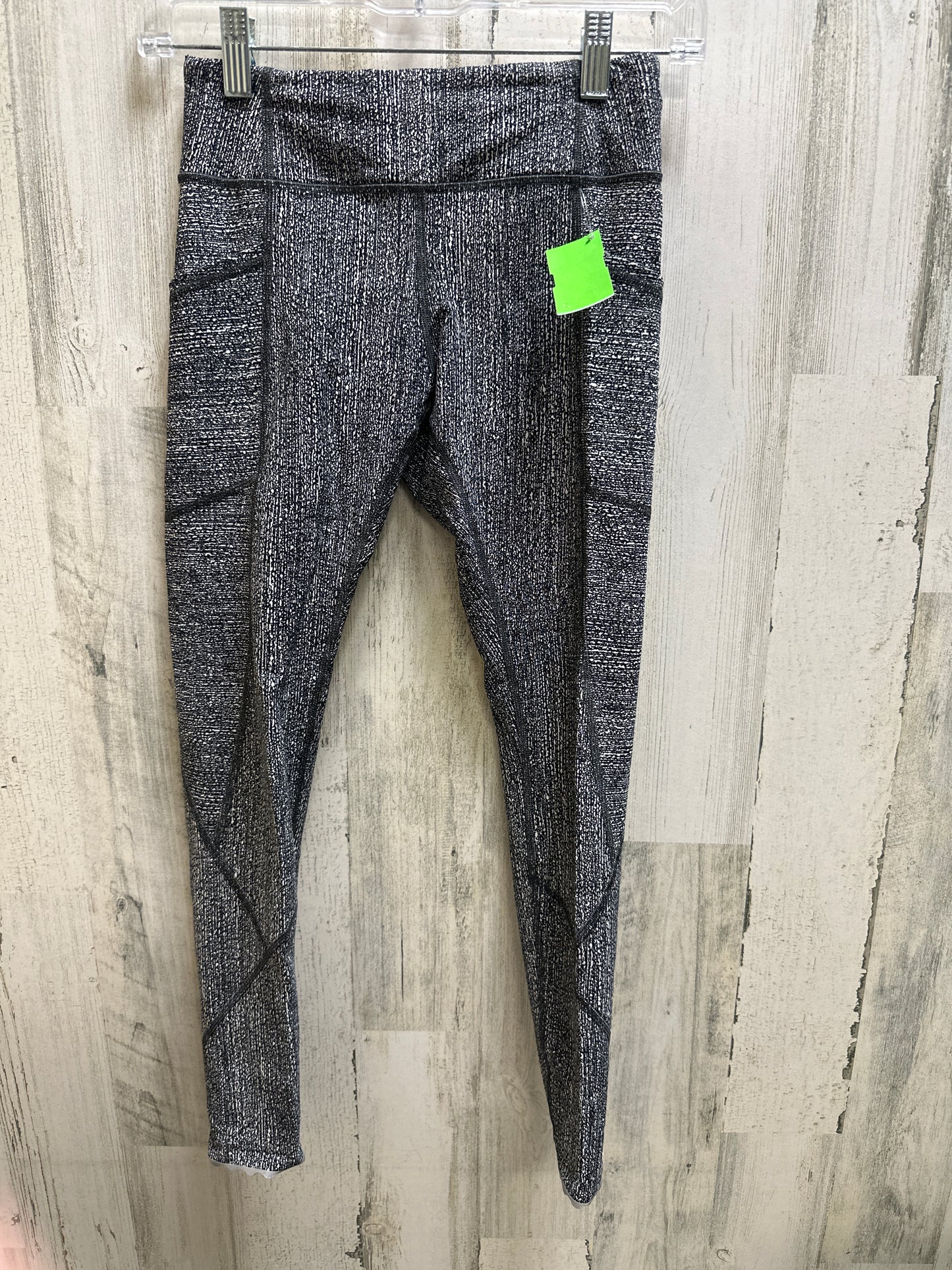 Athletic Leggings By Lululemon Size: 4