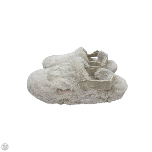 Shoes Flats By Nike Apparel In Tan, Size: 8