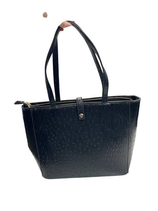 Handbag By Clothes Mentor  Size: Medium