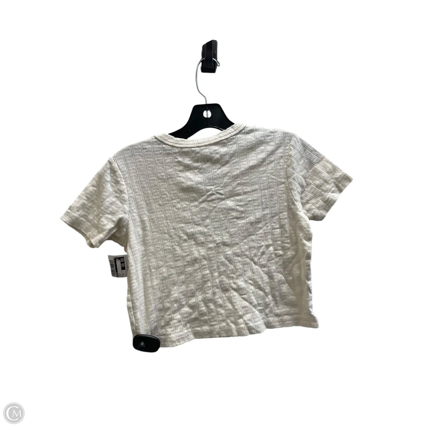 Top Short Sleeve By Pacsun In Cream, Size: M