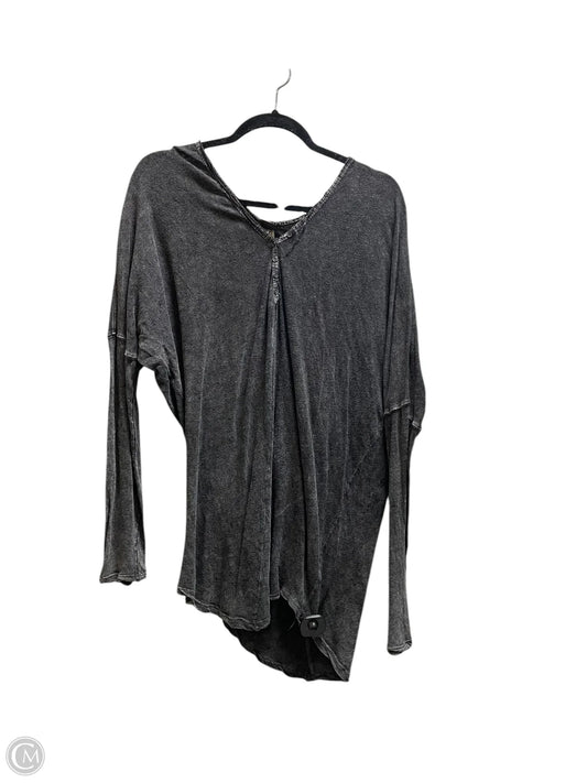 Top Long Sleeve By We The Free In Grey, Size: M