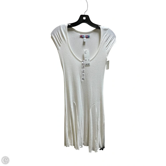 Dress Casual Short By Urban Outfitters In White, Size: S