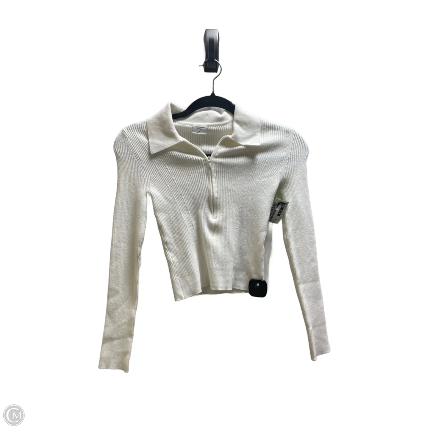 Top Long Sleeve By Abercrombie And Fitch In White, Size: Xs
