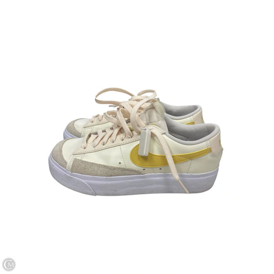 Shoes Sneakers By Nike In Yellow, Size: 8.5