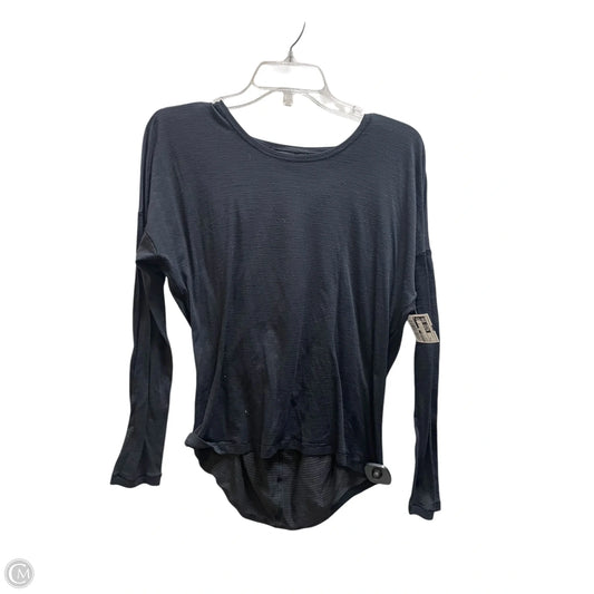 Athletic Top Long Sleeve Collar By Lululemon In Black, Size: 4