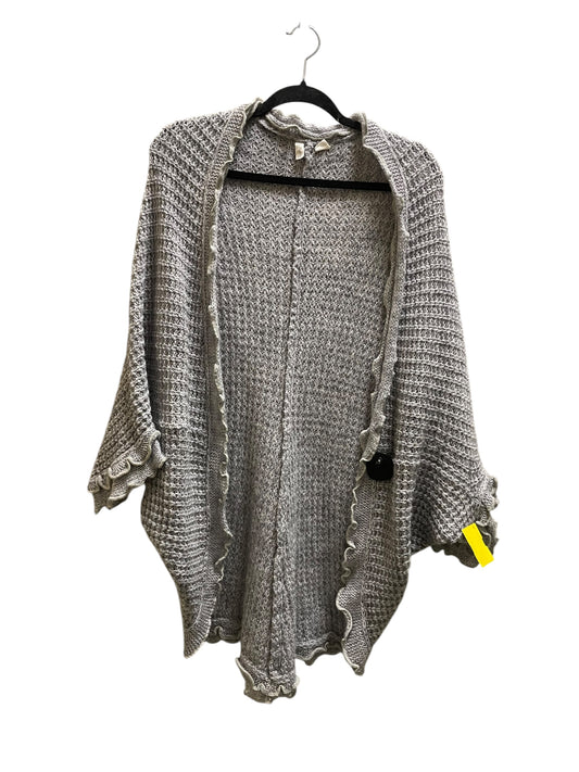 Shawl By Moth In Grey, Size: Xs