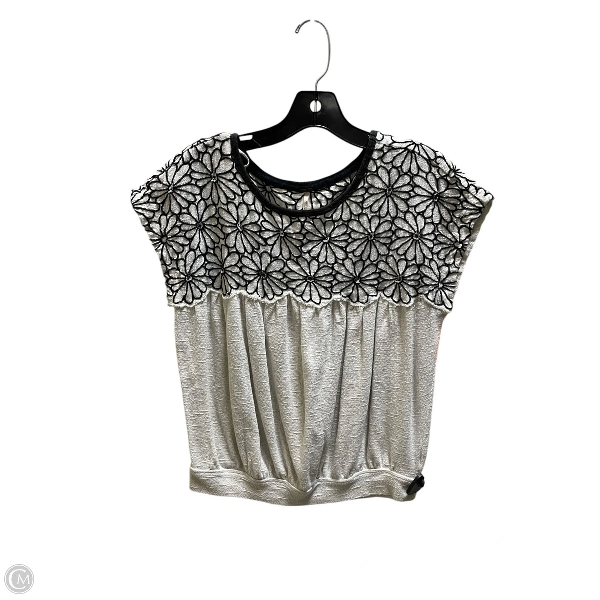 Top Short Sleeve By Free People In Floral Print, Size: M