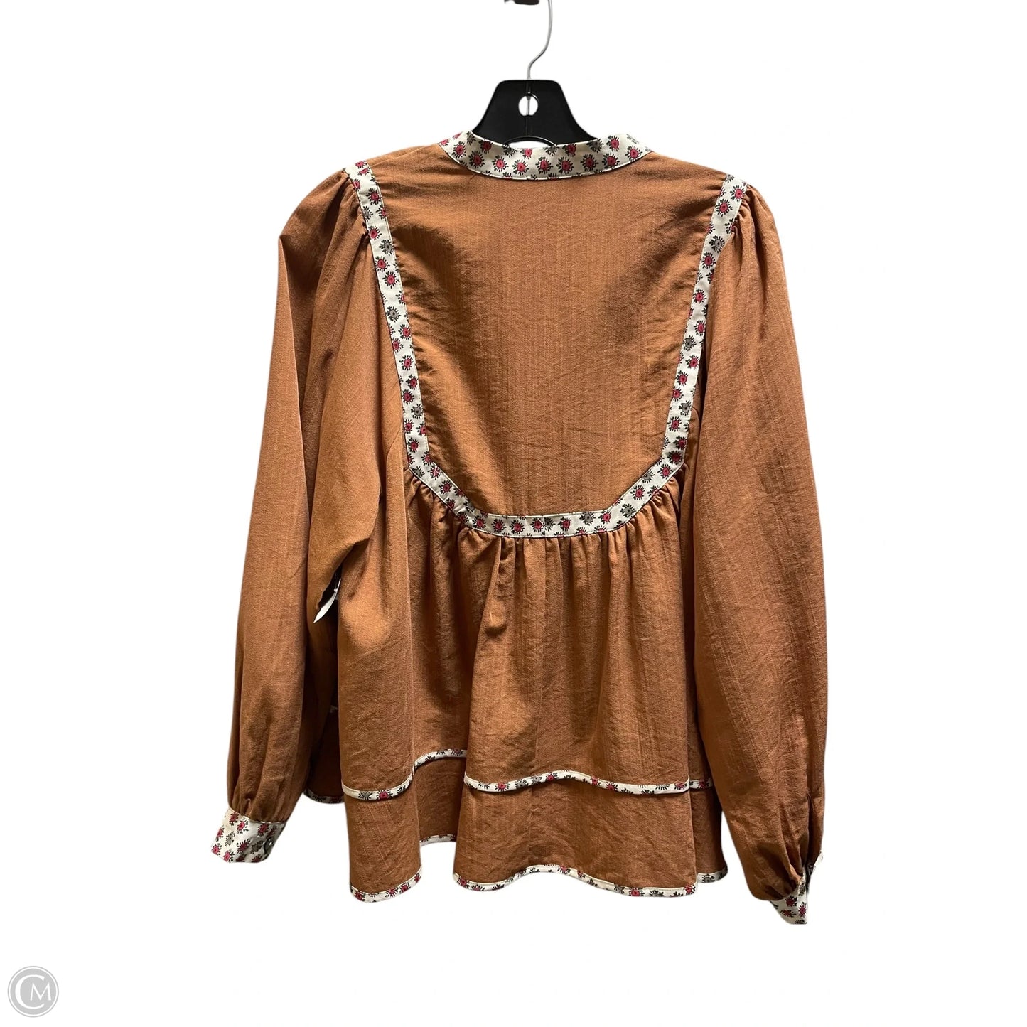 Top Long Sleeve By Entro In Brown, Size: M